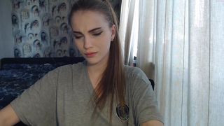 anysweety gorgeous babe dancing striptease