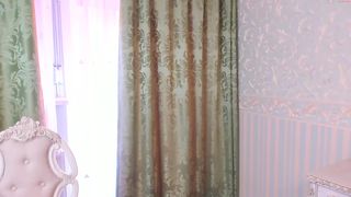 elaanna best girl fucks pussy with phallus