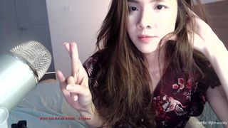 jillikins hot babe masturbates with sex toy