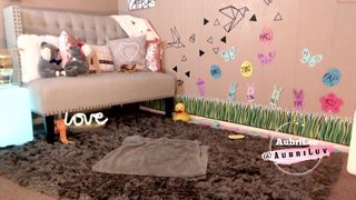 aubrilee hot slut pulls pussy