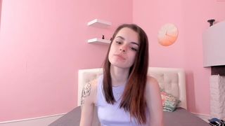 anson_ fine skin gently twitches the clitoris