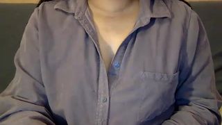 tropicaldelish recording from the  private e chat brunette