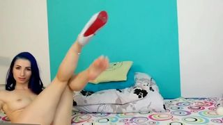 leiwarain crazy bitches lick pussy