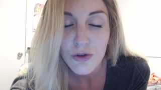 kelly payne nude bitch dancing on the bed