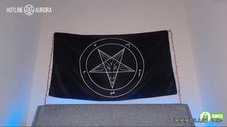 Hotline_aurora young female fucks pussy dildo