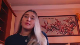 highlemonsss twirling nipples on big boobs