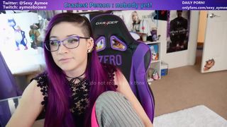 sexy_aymee gorgeous slut gives big boobs