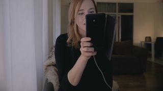 laila_laurent full skin pulls the cap with a phallus