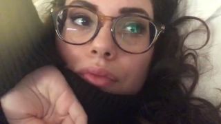 love_dont_be_shy Dark-haired Yana