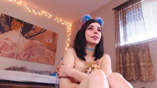 eeeveee busty chick caresses big nipples