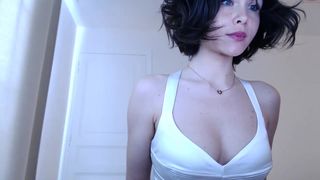 sasha_ursx naughty brunette seduces with big booty