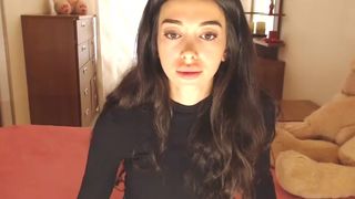 crystalspez skinny girl posing nude