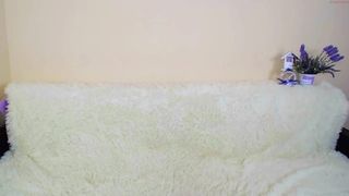 abogailmaartin teen slut fingers pussy