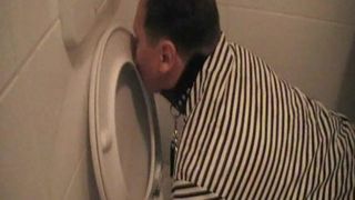 Eve-Deluxe gorgeous bitch chatting in fries