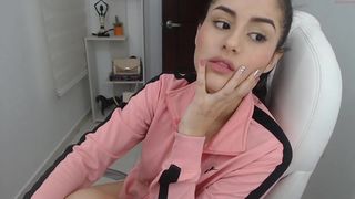 samara007 a cool lady is dancing a striptease slowly