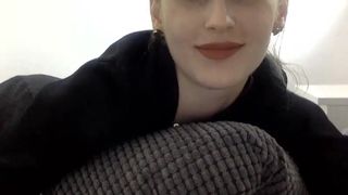 julialovense the charming slut fucks her pussy with a phallus