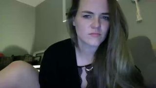 greeeneyedbabe slut female fucks both holes