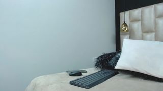 _valeria___ incendiary bitch is naughty at the pool