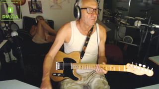 win2win appetizing slut furiously shoves vegetables in her cunt