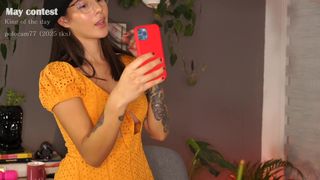 effyloweell cute blonde fucks herself with a phallus